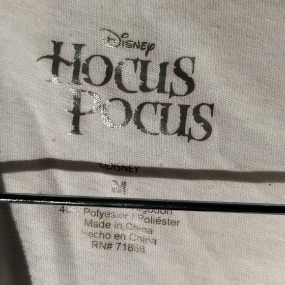 Hocus Pocus I Put A Spell on You Tshirt M white Disney nwot - Picture 2 of 4